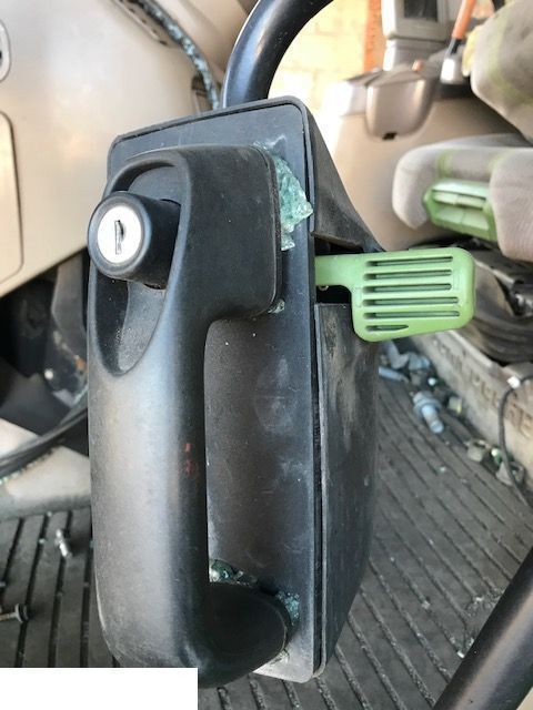 John Deere - Drzwi Klamka - Tür und Teile für Landmaschine: das Bild 2 John Deere - Drzwi Klamka - Tür und Teile für Landmaschine: das Bild 2