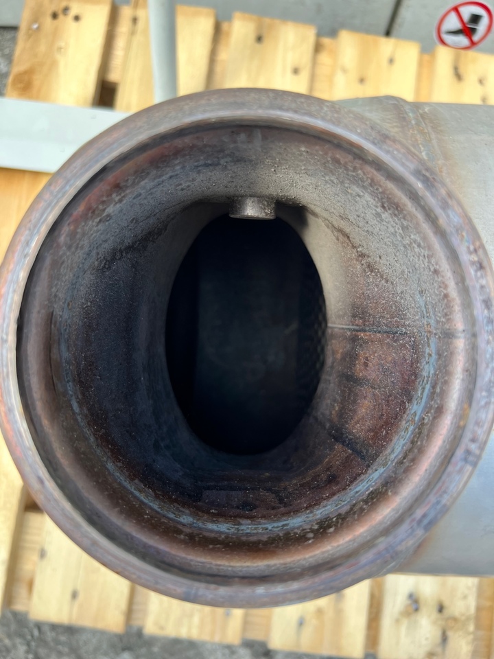 John Deere Katalizator DZ100798 - Fahrzeugkatalysator für Landmaschine: das Bild 3 John Deere Katalizator DZ100798 - Fahrzeugkatalysator für Landmaschine: das Bild 3