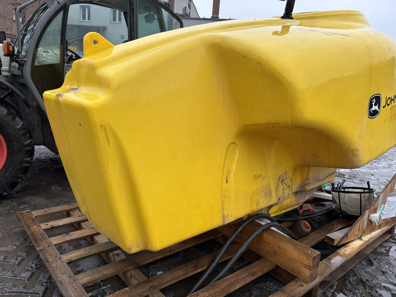 John Deere M740i Zbiornik Opryskiwacz WZW17745 WZ8226404 - Anbauspritze: das Bild 2 John Deere M740i Zbiornik Opryskiwacz WZW17745 WZ8226404 - Anbauspritze: das Bild 2
