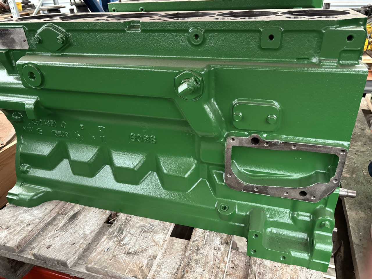 John Deere R504850 Blok Silnika - Zylinderblock für Landmaschine: das Bild 3 John Deere R504850 Blok Silnika - Zylinderblock für Landmaschine: das Bild 3