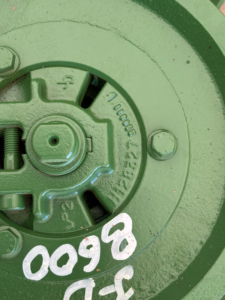 John Deere piasta + wiatrak wentylator fan H128327 - Ventilator für Landmaschine: das Bild 2 John Deere piasta + wiatrak wentylator fan H128327 - Ventilator für Landmaschine: das Bild 2