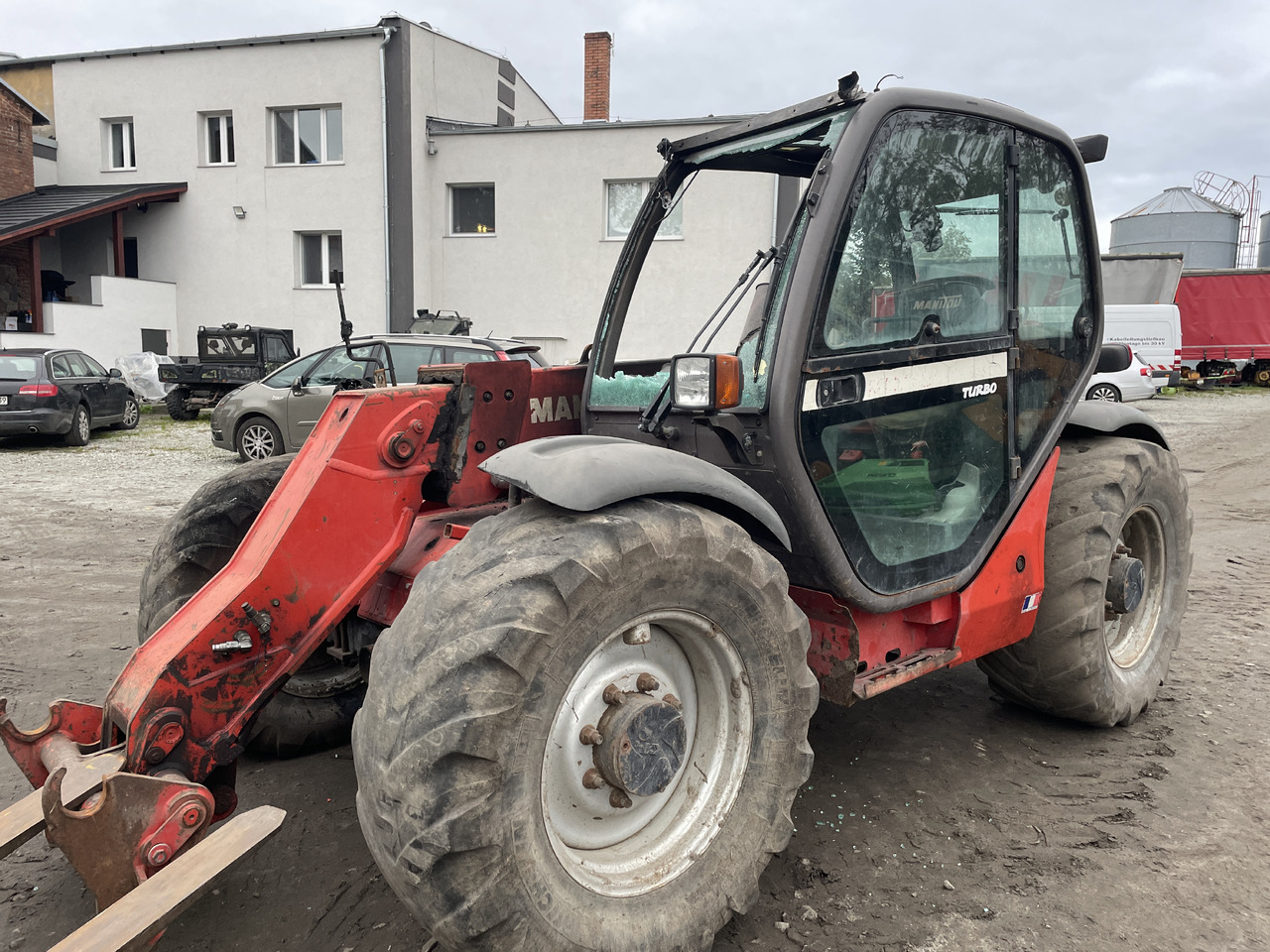 Manitou MLT 634 - koło felga opona - Felge für Landmaschine: das Bild 1 Manitou MLT 634 - koło felga opona - Felge für Landmaschine: das Bild 1