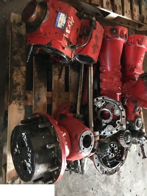 Manitou MLT845 - CZĘŚCI - Zwrotnica - Achsschenkel für Landmaschine: das Bild 3 Manitou MLT845 - CZĘŚCI - Zwrotnica - Achsschenkel für Landmaschine: das Bild 3