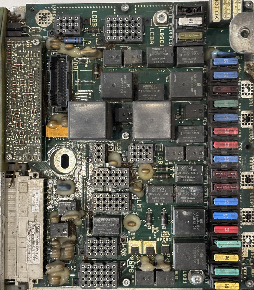 Merlo 059198 Kontroler Płyta Elektroniczna ECU MUGS UGS SGB Sterownik Bezpiecznik - Steuergerät für Landmaschine: das Bild 1 Merlo 059198 Kontroler Płyta Elektroniczna ECU MUGS UGS SGB Sterownik Bezpiecznik - Steuergerät für Landmaschine: das Bild 1
