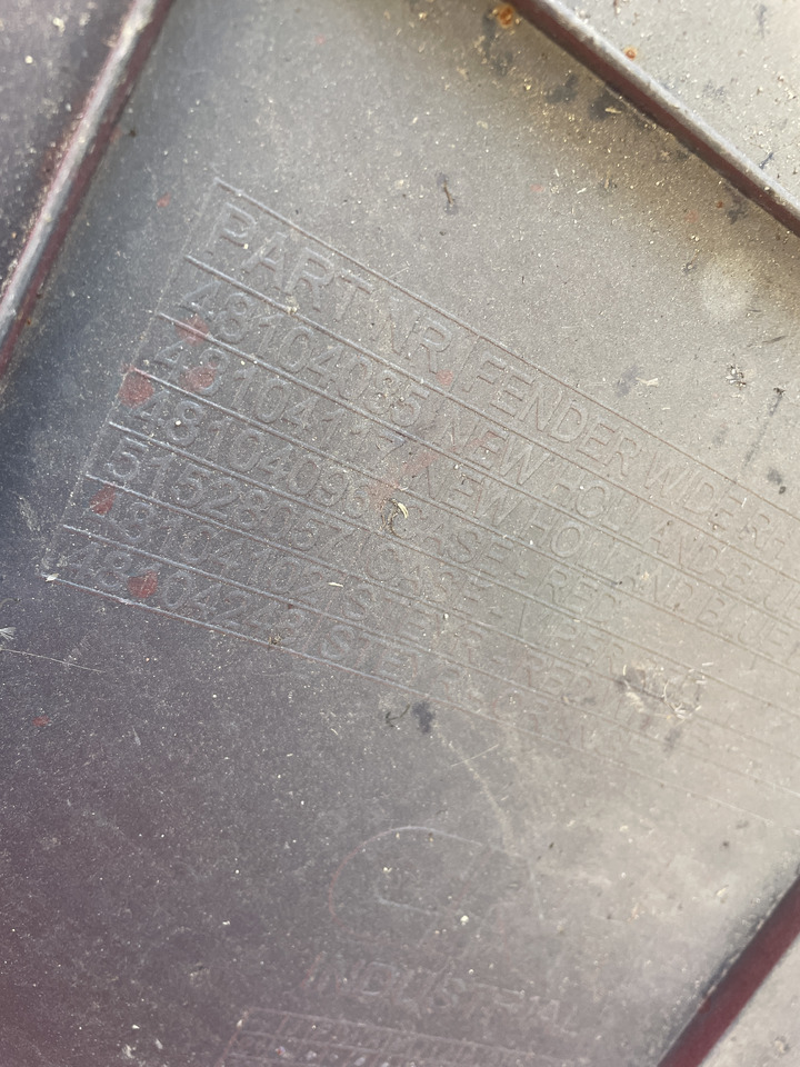 New Holland T7 - błotnik 47664342 - Kotflügel für Landmaschine: das Bild 3 New Holland T7 - błotnik 47664342 - Kotflügel für Landmaschine: das Bild 3