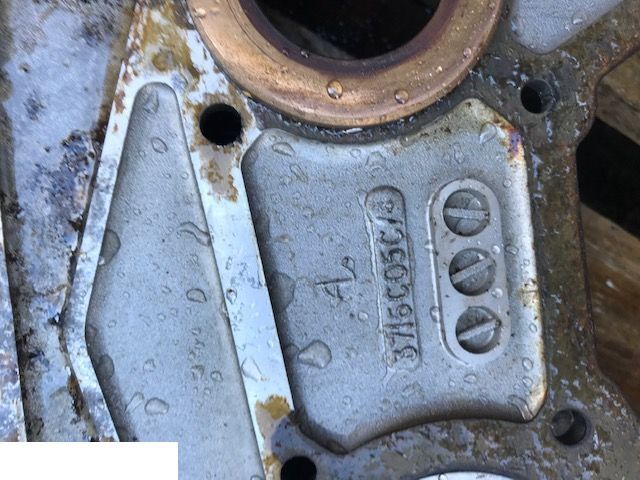 Perkins 1004.4 - Obudowa Rozrządu - Motor und Teile für Landmaschine: das Bild 4 Perkins 1004.4 - Obudowa Rozrządu - Motor und Teile für Landmaschine: das Bild 4