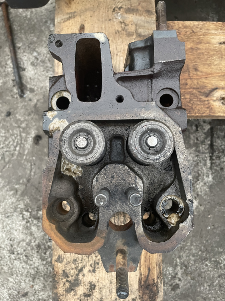 Same 1000.6 1000.6W - głowica silnika kompletna (2-zaworowa) - Motor: das Bild 1 Same 1000.6 1000.6W - głowica silnika kompletna (2-zaworowa) - Motor: das Bild 1