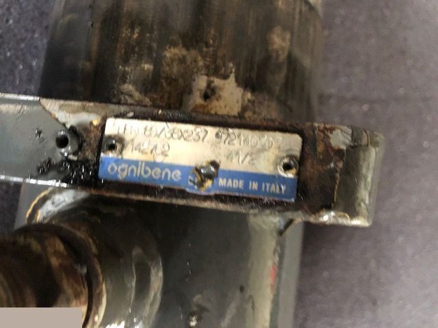 Siłownik Skrętu CAT TH - Hydraulikzylinder für Teleskoplader: das Bild 3 Siłownik Skrętu CAT TH - Hydraulikzylinder für Teleskoplader: das Bild 3