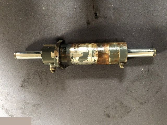 Siłownik Skrętu Caterpillar TH - Hydraulikzylinder für Teleskoplader: das Bild 3 Siłownik Skrętu Caterpillar TH - Hydraulikzylinder für Teleskoplader: das Bild 3
