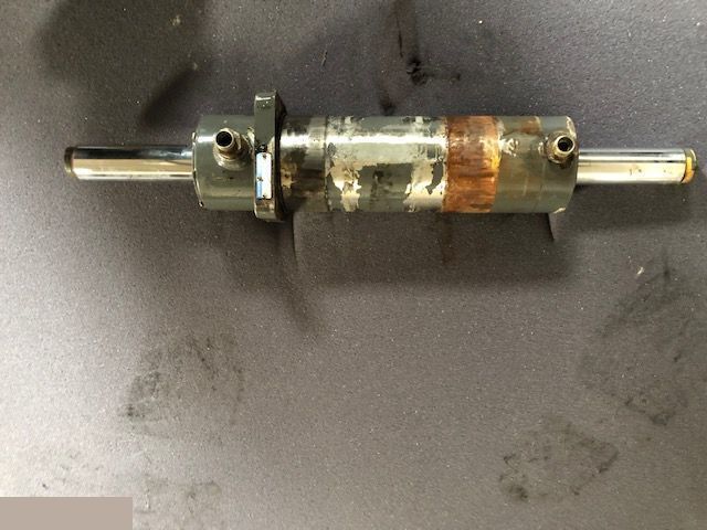 Siłownik Skrętu Caterpillar TH - Hydraulikzylinder für Teleskoplader: das Bild 1 Siłownik Skrętu Caterpillar TH - Hydraulikzylinder für Teleskoplader: das Bild 1
