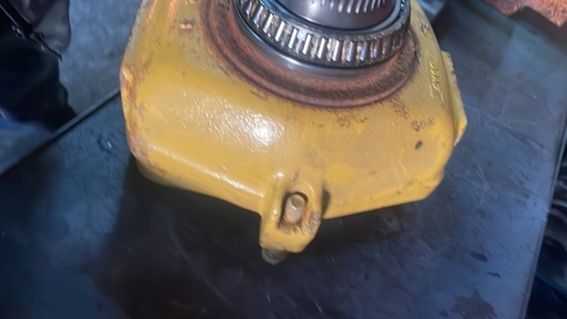 Zwrotnica Cat Caterpillar th220, th330 , th355 , th360 - Achsschenkel für Landmaschine: das Bild 4 Zwrotnica Cat Caterpillar th220, th330 , th355 , th360 - Achsschenkel für Landmaschine: das Bild 4