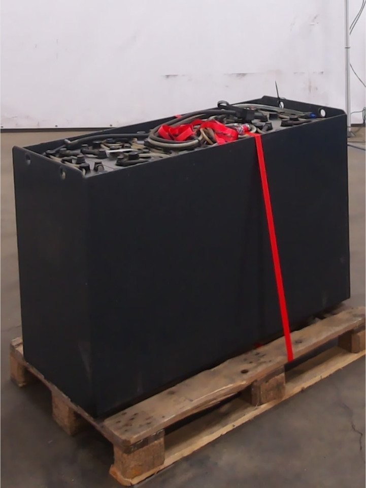 Habat 48V 930Ah - Batterie für Flurförderzeug: das Bild 1 Habat 48V 930Ah - Batterie für Flurförderzeug: das Bild 1