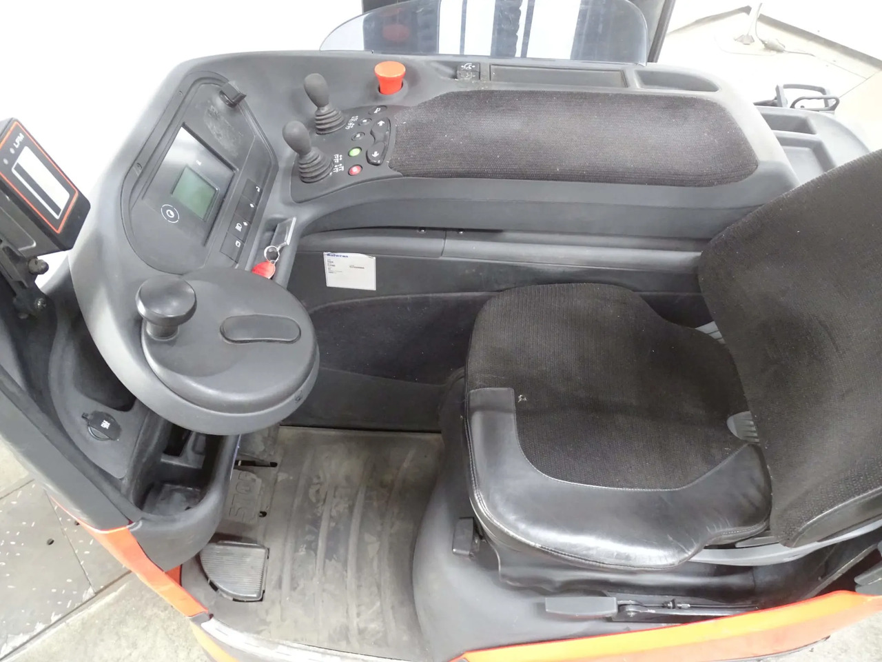 Linde R14HD-01 - Schubmaststapler: das Bild 4 Linde R14HD-01 - Schubmaststapler: das Bild 4