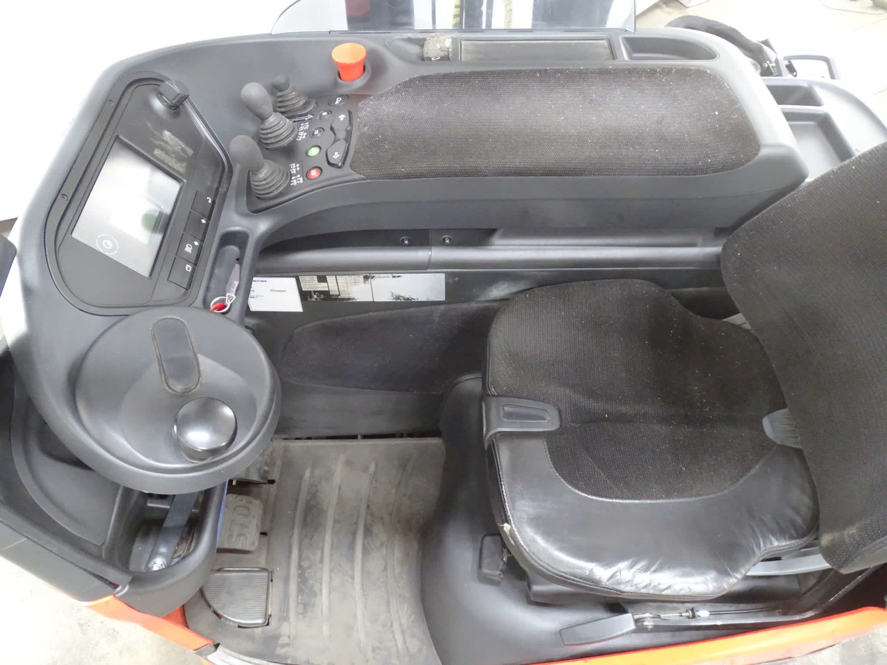 Linde R16HD-01 - Schubmaststapler: das Bild 4 Linde R16HD-01 - Schubmaststapler: das Bild 4