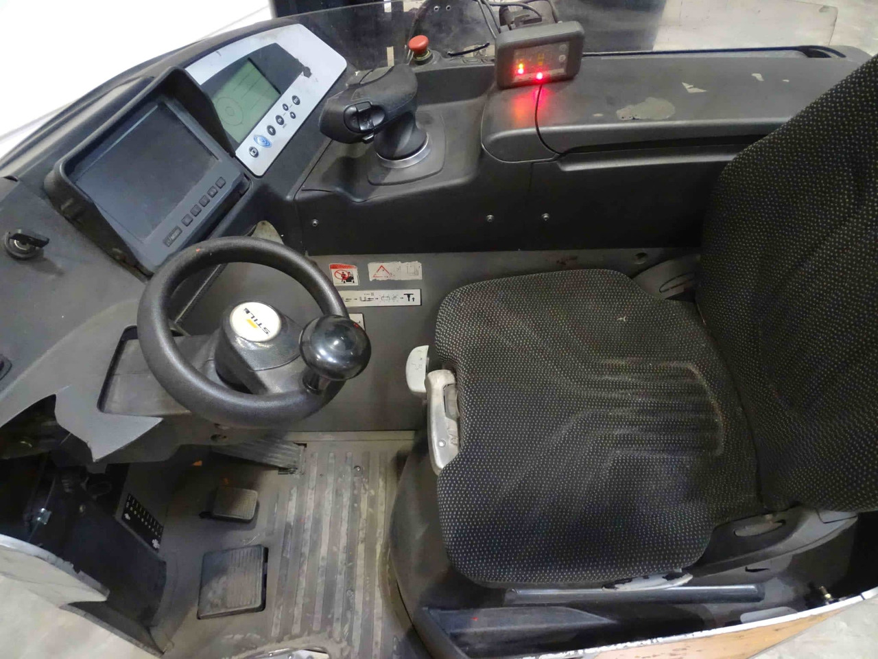STILL FM-X14 - Schubmaststapler: das Bild 4 STILL FM-X14 - Schubmaststapler: das Bild 4