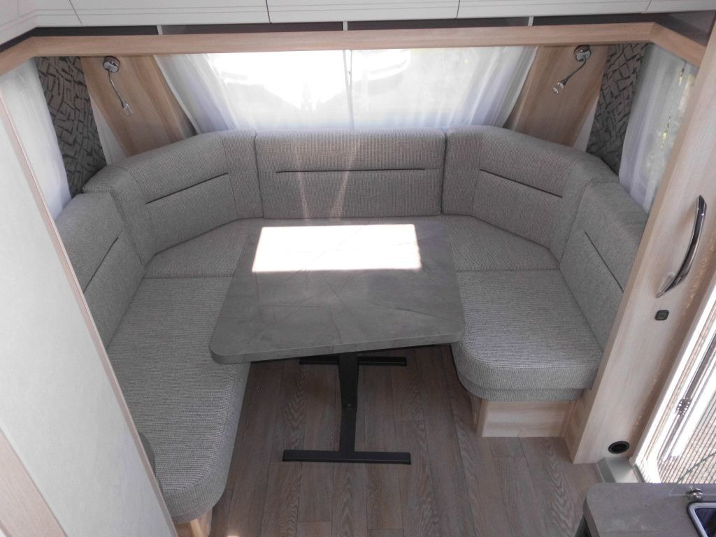 Hobby De Luxe 460 LU 2025 1500kg. - Wohnwagen: das Bild 5 Hobby De Luxe 460 LU 2025 1500kg. - Wohnwagen: das Bild 5