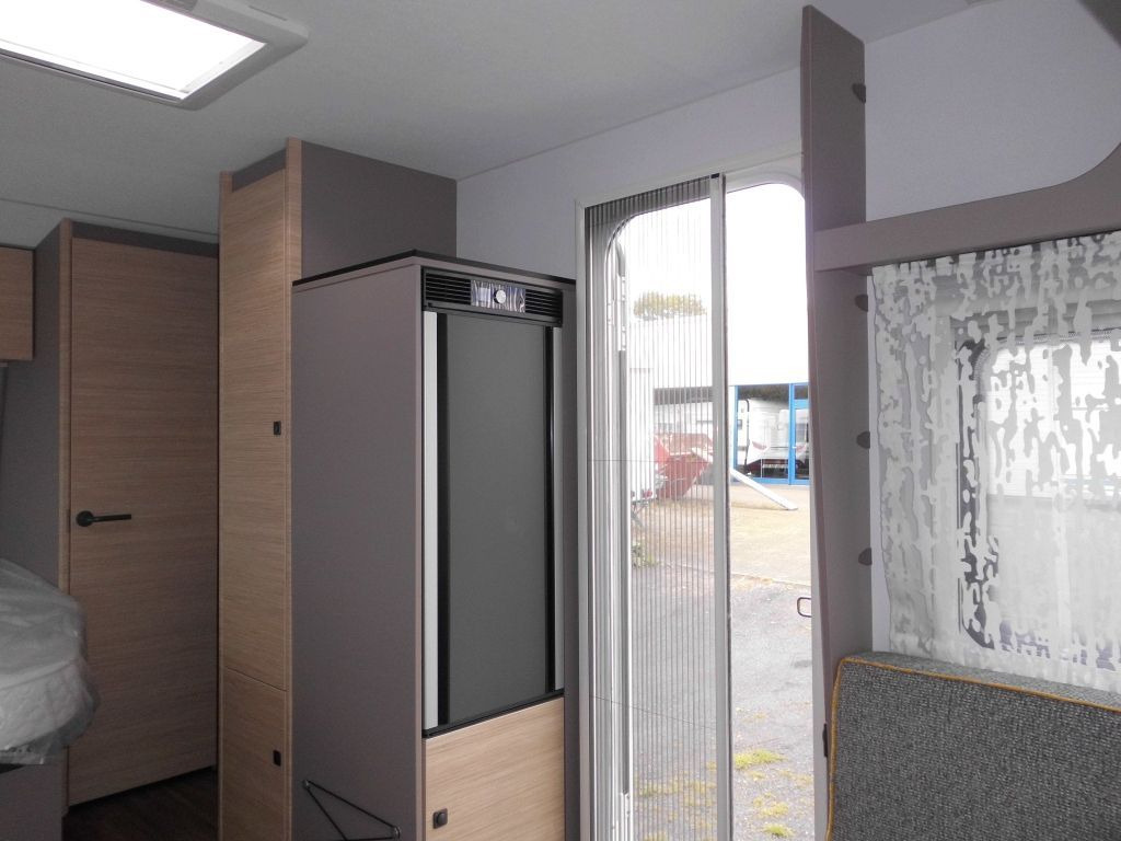 Wohnwagen Next NEXT 380 Neuheit # Alle Pakete #: das Bild 9