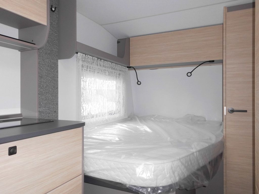 Wohnwagen Next NEXT 380 Neuheit # Alle Pakete #: das Bild 13