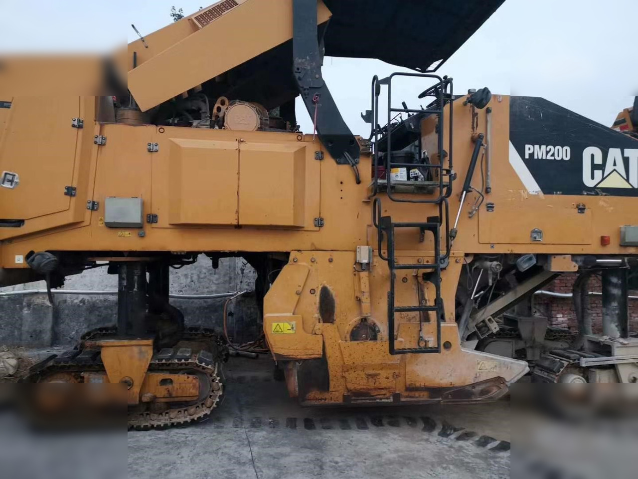 2011 CATERPILLAR PM-200 - Kaltfräse: das Bild 5 2011 CATERPILLAR PM-200 - Kaltfräse: das Bild 5