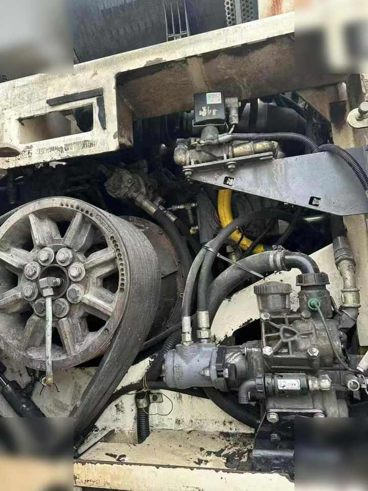 2011 WIRTGEN W2100 - Kaltfräse: das Bild 4 2011 WIRTGEN W2100 - Kaltfräse: das Bild 4