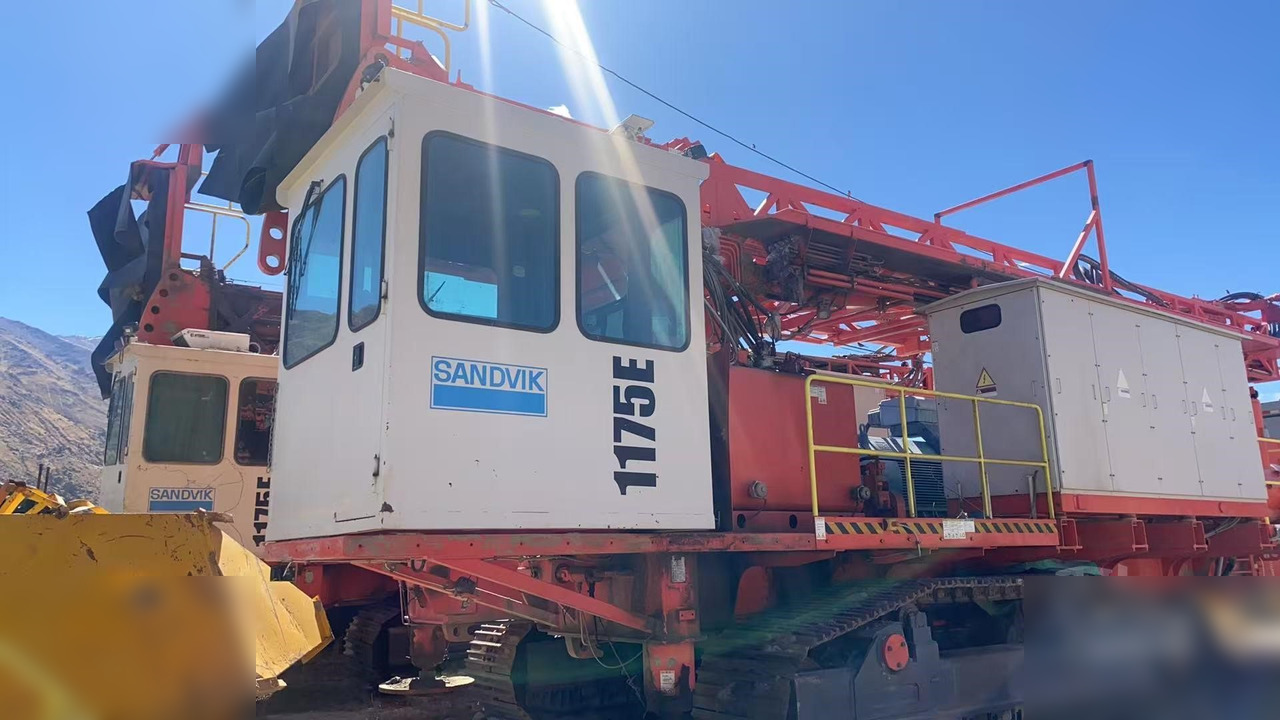 2016 SANDVIK D75KS - Bohrgerät: das Bild 4 2016 SANDVIK D75KS - Bohrgerät: das Bild 4