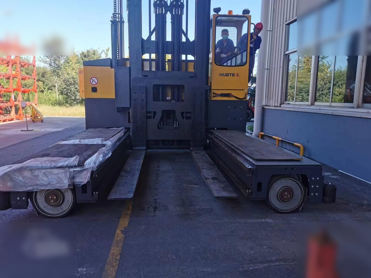 2017 HUBTEX MQ130 - Seitenstapler: das Bild 3 2017 HUBTEX MQ130 - Seitenstapler: das Bild 3