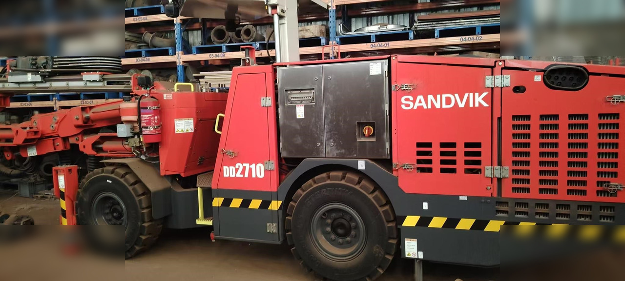 2023 SANDVIK DD2710 - Horizontalbohrgerät: das Bild 1 2023 SANDVIK DD2710 - Horizontalbohrgerät: das Bild 1