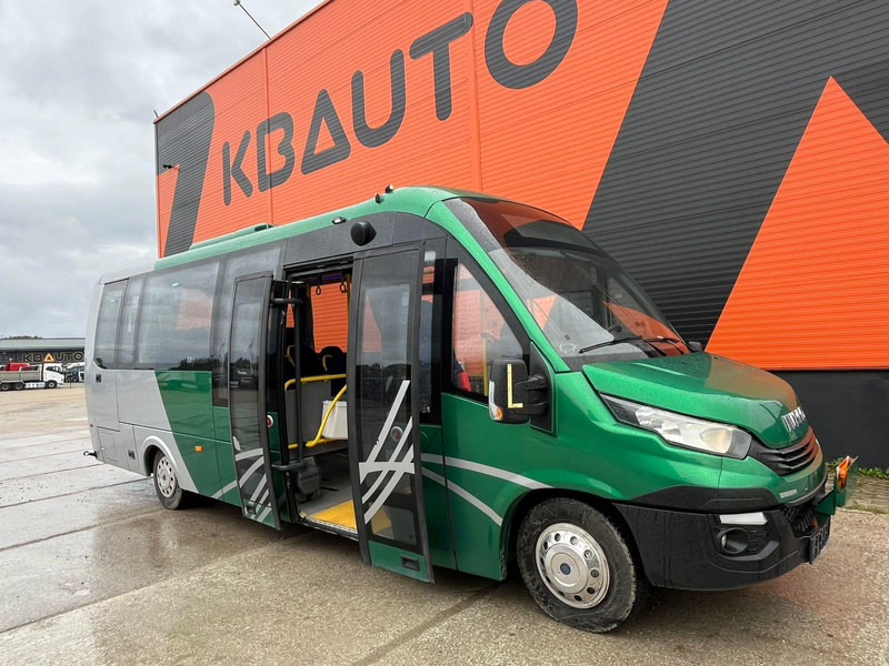 Iveco First Low-Entry 4x2 22 SEATS / AC / WEBASTO - Kleinbus, Personentransporter: das Bild 1 Iveco First Low-Entry 4x2 22 SEATS / AC / WEBASTO - Kleinbus, Personentransporter: das Bild 1