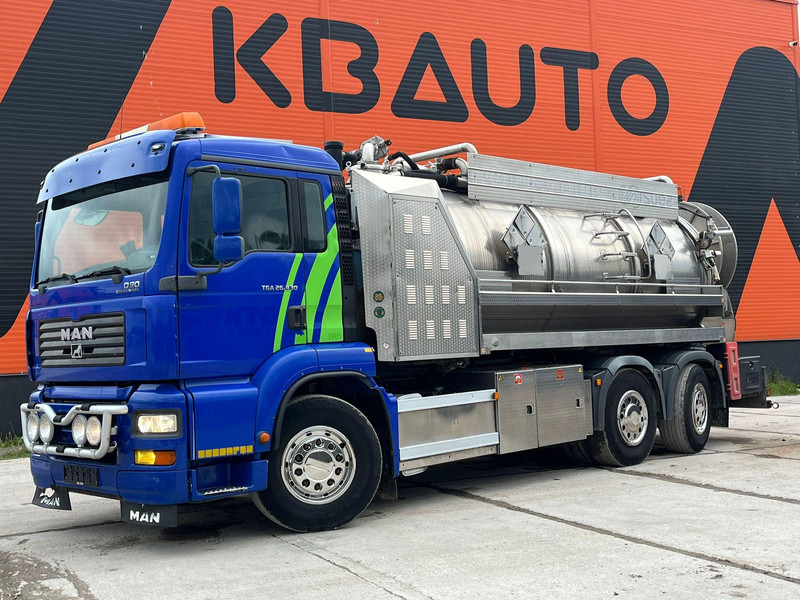 MAN TGA 26.430 6x2*4 TANK 13700 l / VACUUM MORO PM200R - 2283 hours / PRESSURE Pratissoli KF38 - 40 l/min - 150 bar - Saug-/ Spülfahrzeug: das Bild 1 MAN TGA 26.430 6x2*4 TANK 13700 l / VACUUM MORO PM200R - 2283 hours / PRESSURE Pratissoli KF38 - 40 l/min - 150 bar - Saug-/ Spülfahrzeug: das Bild 1