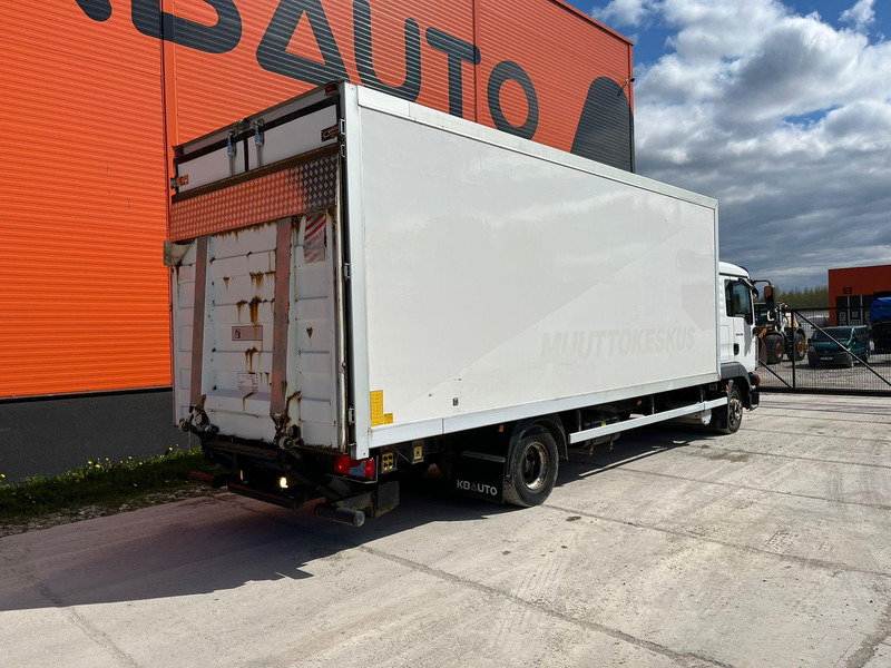 MAN TGL 12.240 4x2 BOX L=6812 mm - Koffer LKW: das Bild 5 MAN TGL 12.240 4x2 BOX L=6812 mm - Koffer LKW: das Bild 5