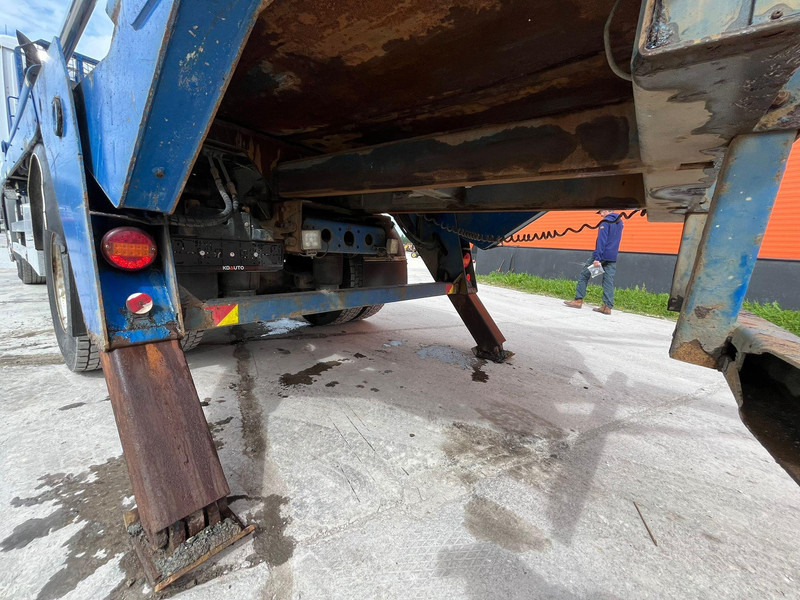 Absetzkipper Mercedes-Benz Actros 1832 4x2 JOAB HL 14 U: das Bild 12