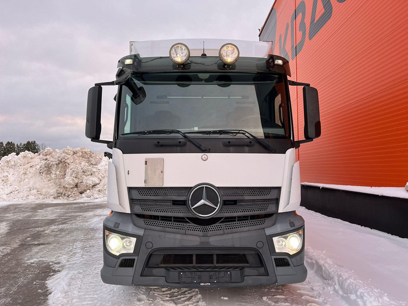 Mercedes-Benz Antos 1830 4x2 EURO 6 ! / BOX L=7593 mm - Koffer LKW: das Bild 3 Mercedes-Benz Antos 1830 4x2 EURO 6 ! / BOX L=7593 mm - Koffer LKW: das Bild 3