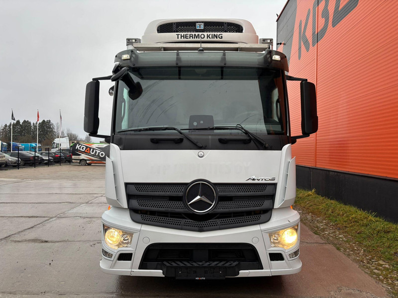 Mercedes-Benz Antos 1832 4x2 THERMOKING T-1200R / BOX L=8508 mm - Kühlkoffer LKW: das Bild 3 Mercedes-Benz Antos 1832 4x2 THERMOKING T-1200R / BOX L=8508 mm - Kühlkoffer LKW: das Bild 3