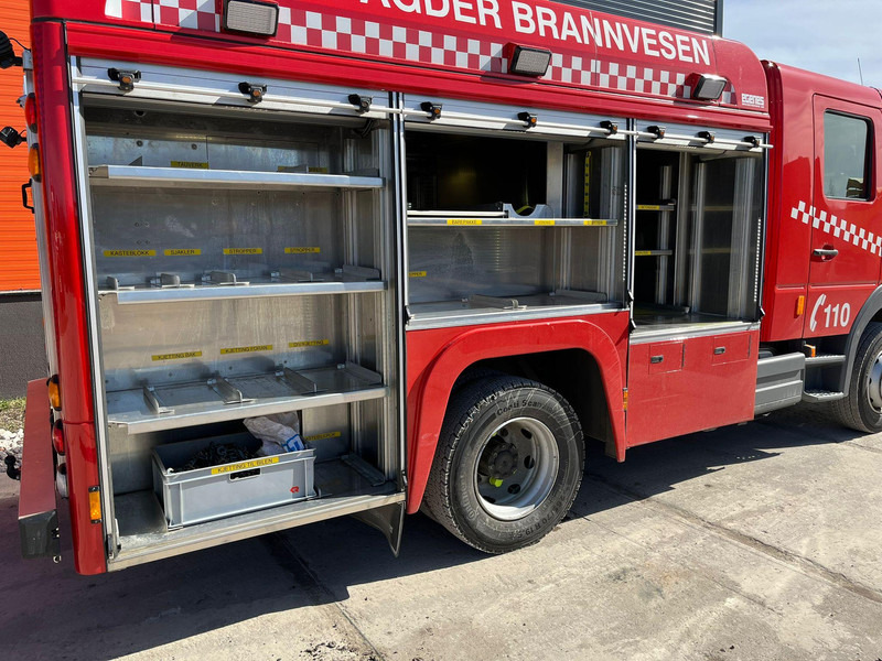 Feuerwehrfahrzeug Mercedes-Benz Atego 1329 4x2: das Bild 10