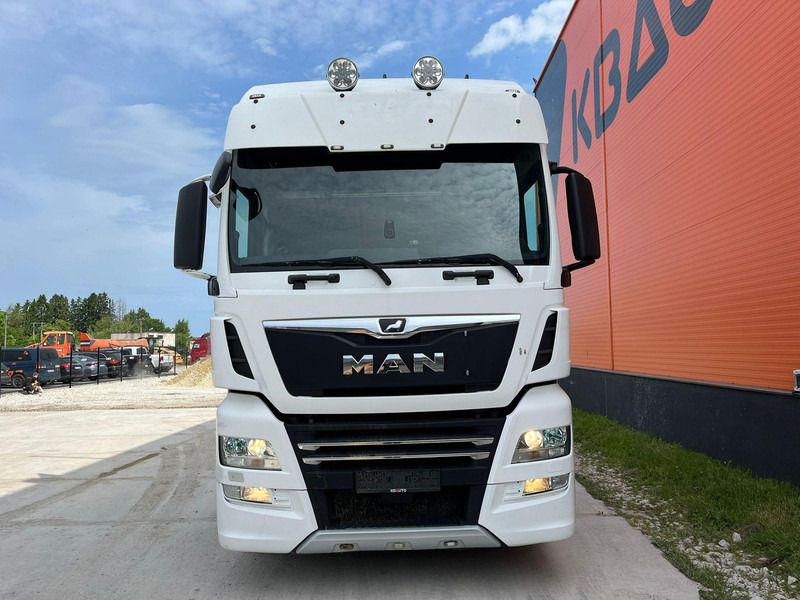 MAN TGX 28.580 6x2 XXL CAB / INTARDER / DOUBLE BOGIE - Sattelzugmaschine: das Bild 2 MAN TGX 28.580 6x2 XXL CAB / INTARDER / DOUBLE BOGIE - Sattelzugmaschine: das Bild 2