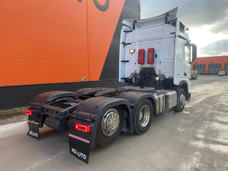 Sattelzugmaschine Mercedes-Benz Actros F 2553 6x2 BIG SPACE: das Bild 6