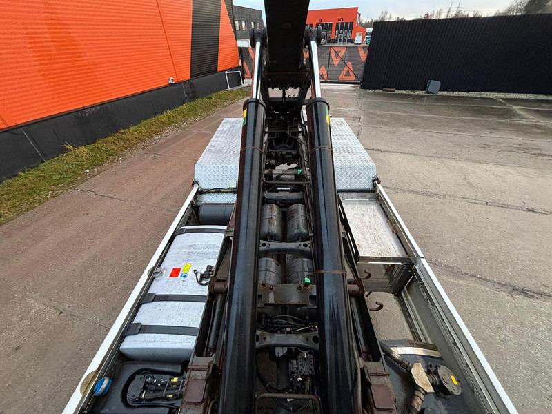 Abrollkipper Scania R 580 6x2*4 JOAB L 20 ton / L=5600 mm / RETARDER: das Bild 12