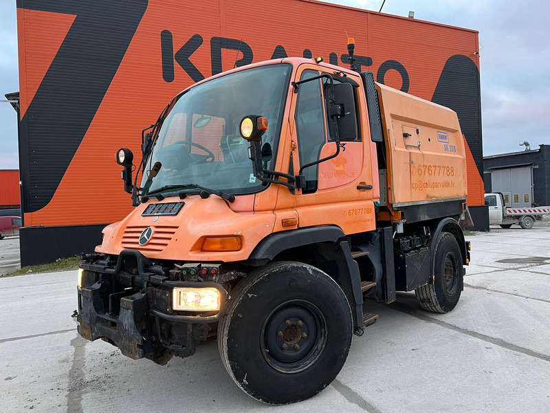 Unimog U 300 4x4 TRILETY SK / 6918 hours - Kehrmaschine: das Bild 2 Unimog U 300 4x4 TRILETY SK / 6918 hours - Kehrmaschine: das Bild 2