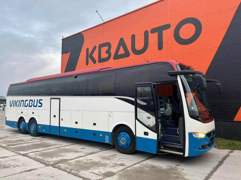 Volvo B11R 9900 6x2*4 58 SEATS / AC / AUXILIARY HEATING / WC - Reisebus: das Bild 1 Volvo B11R 9900 6x2*4 58 SEATS / AC / AUXILIARY HEATING / WC - Reisebus: das Bild 1