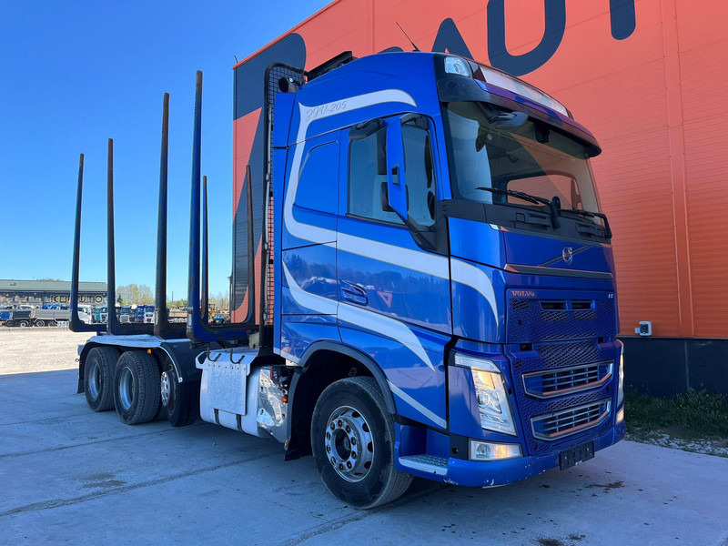Volvo FH 540 8x4/4 - Holztransporter, Autokran: das Bild 4 Volvo FH 540 8x4/4 - Holztransporter, Autokran: das Bild 4