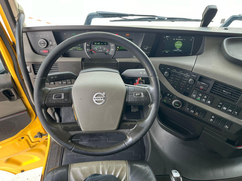 Pritsche LKW, Autokran Volvo FH 540 8x4*4 FASSI F710RA2.26 + JIB / PLATFORM L=6314 mm: das Bild 16