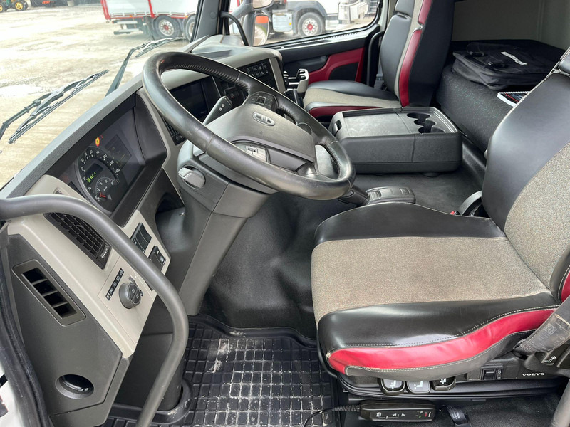 Volvo FM 460 8x2*6 HIAB 302E-6 / PLATFORM L=6721 mm – Leasing Volvo FM 460 8x2*6 HIAB 302E-6 / PLATFORM L=6721 mm: das Bild 20