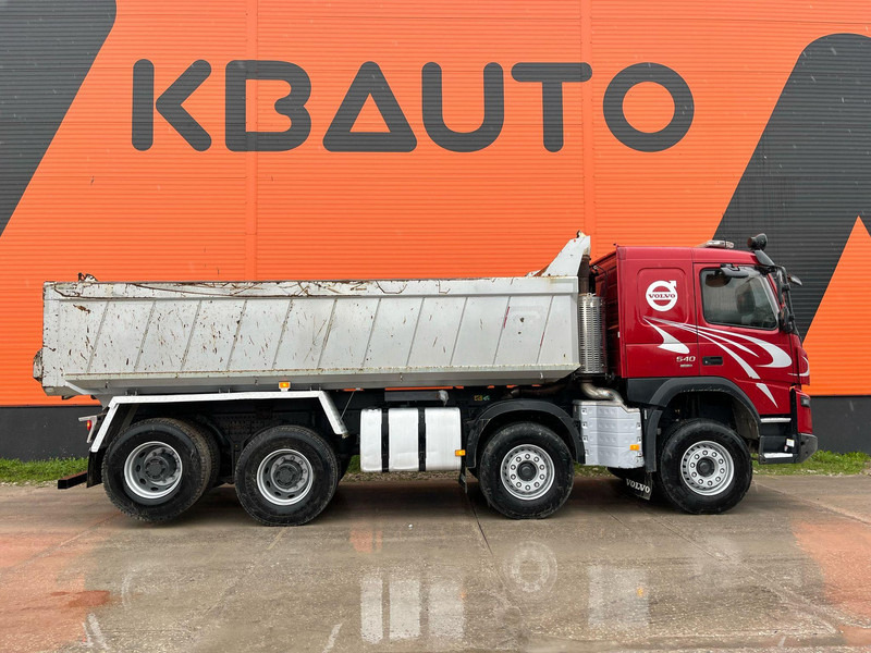 Volvo FMX 540 8x4 RETARDER / TANDEM AXLE LIFT / BIG AXLES / BOX L=5703 mm - Kipper: das Bild 5 Volvo FMX 540 8x4 RETARDER / TANDEM AXLE LIFT / BIG AXLES / BOX L=5703 mm - Kipper: das Bild 5