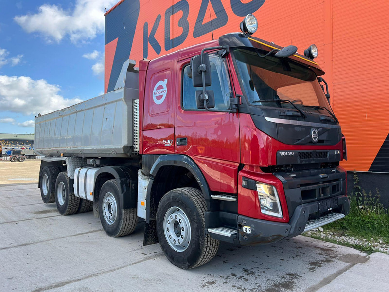 Volvo FMX 540 8x4 RETARDER / TANDEM AXLE LIFT / BIG AXLES - Kipper: das Bild 4 Volvo FMX 540 8x4 RETARDER / TANDEM AXLE LIFT / BIG AXLES - Kipper: das Bild 4