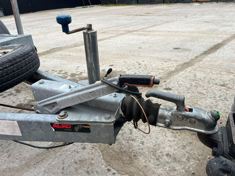 Pritschenanhänger/ Plattformanhänger Wiola W2: das Bild 6