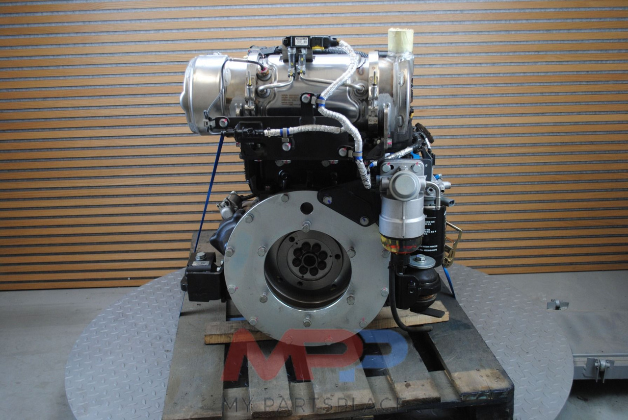 Doosan DM02 - Bobcat D24 - Motor: das Bild 1 Doosan DM02 - Bobcat D24 - Motor: das Bild 1