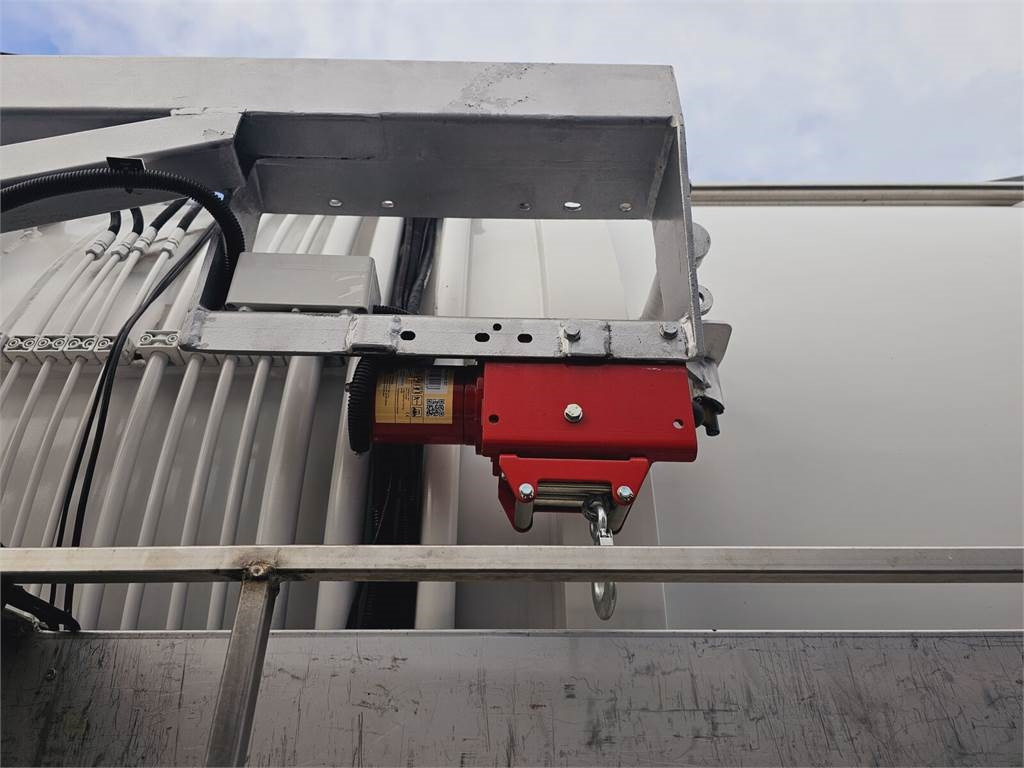 Saug-/ Spülfahrzeug MAN JUROP VJC9 / 5 2010 WUKO for collecting liquid was: das Bild 20