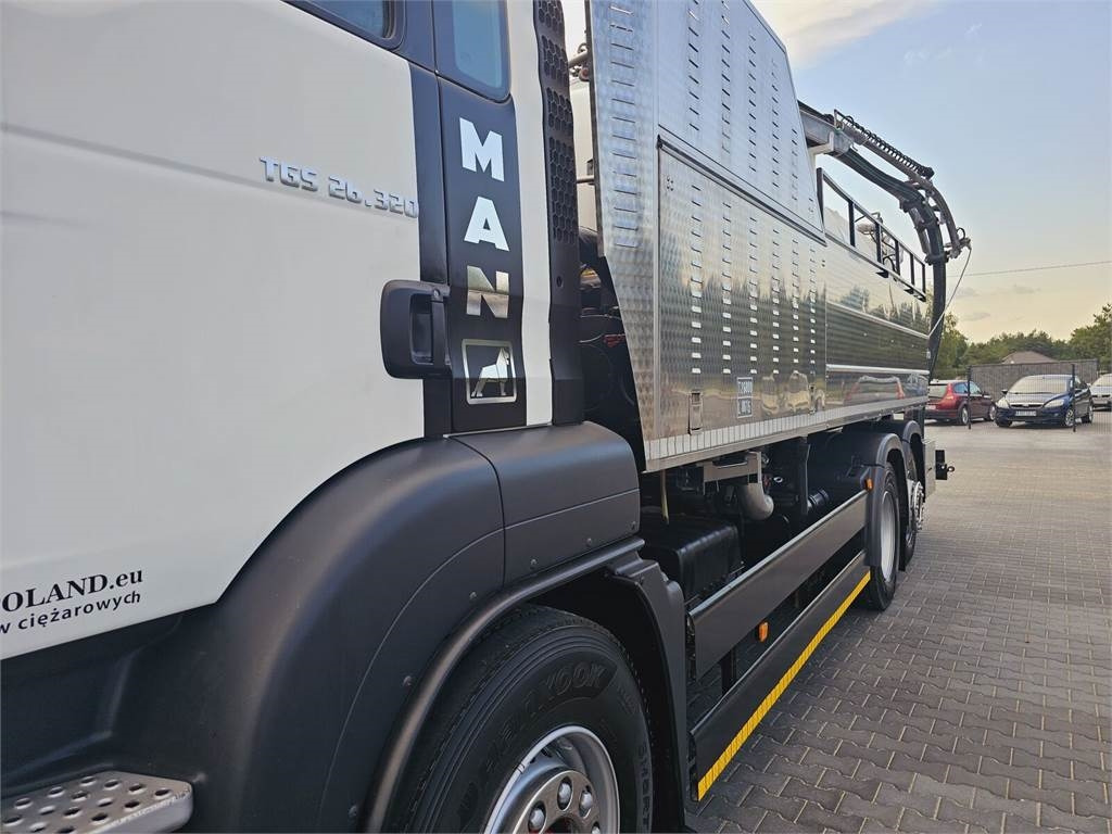 Saug-/ Spülfahrzeug MAN JUROP VJC9 / 5 2010 WUKO for collecting liquid was: das Bild 9