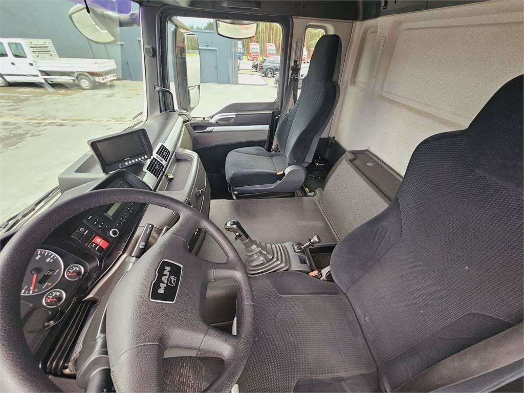 Saug-/ Spülfahrzeug MAN JUROP VJC9 / 5 2010 WUKO for collecting liquid was: das Bild 33