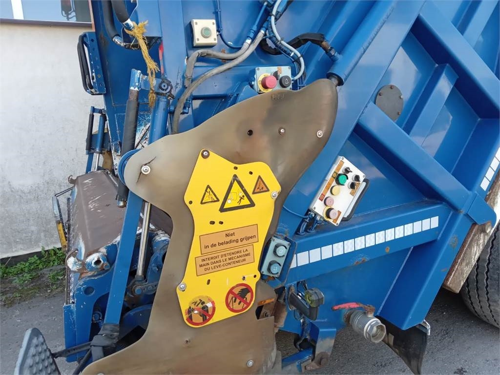 MAN Superstructure garbage truck MOL VDK PUSHER 20m3 - Müllwagen: das Bild 3 MAN Superstructure garbage truck MOL VDK PUSHER 20m3 - Müllwagen: das Bild 3